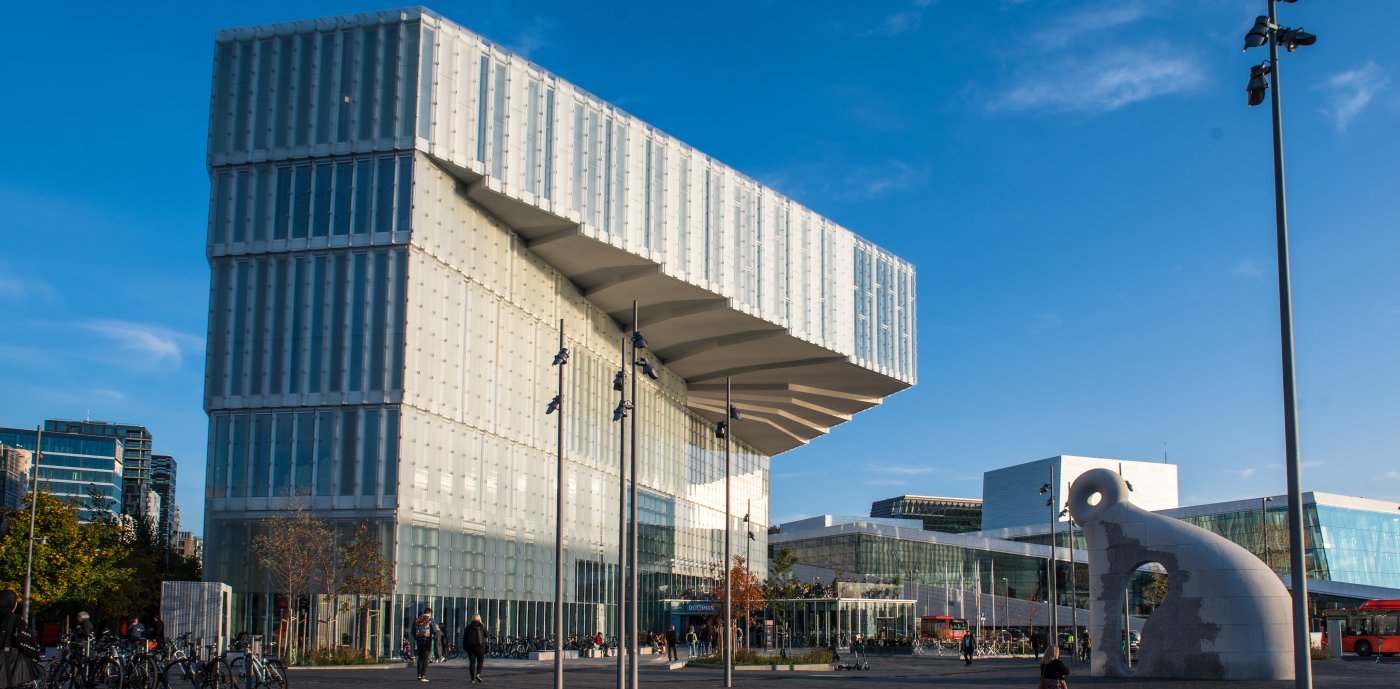 Vi har levert ventilasjon i det flotte Deichmanske bibliotek i Oslo. Et utfordrende og imponerende prosjekt med skjult ventilasjon.