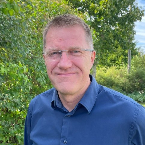 profile-photo-e8136fef-3599-44cd-a292-079c6c6c6aa1