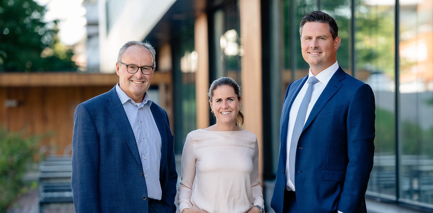 Familien Karlsen Andre og tredje generasjon: John-Erik Karlsen, Elizabeth Karlsen og Christopher Karlsen