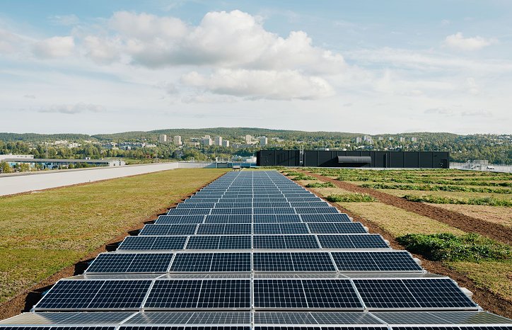 Det nye hovedkontoret til Motek og Ahlsell Norge har solceller på taket. Foto: Aspelin Ramm/Einar Aslaksen