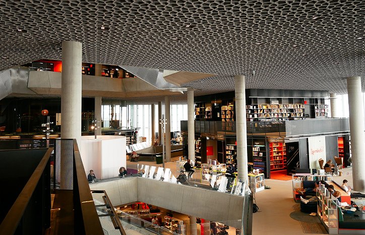 Vi har levert ventilasjon i det flotte Deichmanske bibliotek i Oslo. Et utfordrende og imponerende prosjekt med skjult ventilasjon.