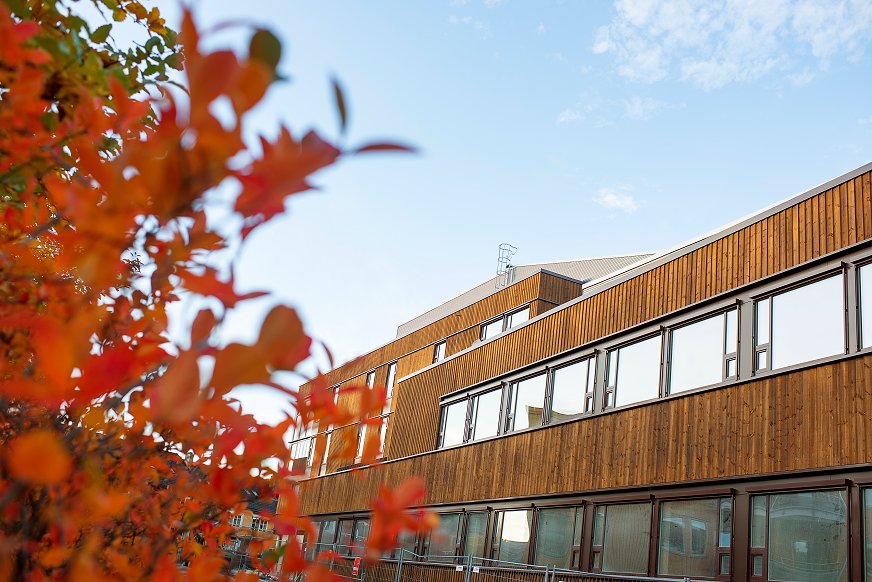 GK i Trondheim har levert totalteknisk entreprise til Stjørdal Helsehus. Et prosjekt vi skal være stolt av og kan kalle et signalbygg. GK i Trondheim har levert totalteknisk entreprise til Stjørdal Helsehus. Et prosjekt vi skal være stolt av og kan kalle et signalbygg.