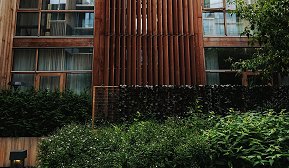 Vi jobber for et godt inneklima og digitalisering av alle våre næringsbygg - vi tenker neste generasjon både bygg og mennesker. Vi jobber for et godt inneklima og digitalisering av alle våre næringsbygg - vi tenker neste generasjon både bygg og mennesker.