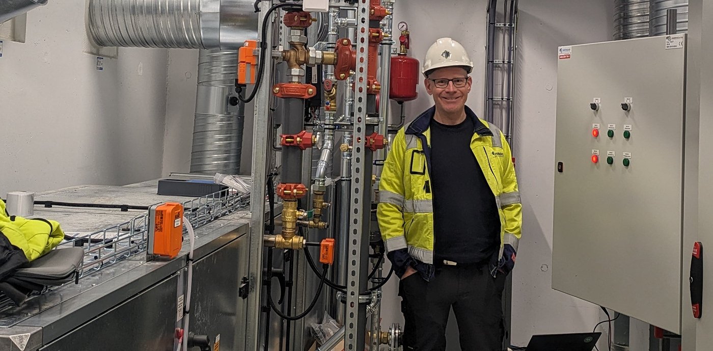 Frode Skogli. Elektriker, kuldemontør og ventilasjonstekniker i GK. Frode Skogli. Elektriker, kuldemontør og ventilasjonstekniker i GK.