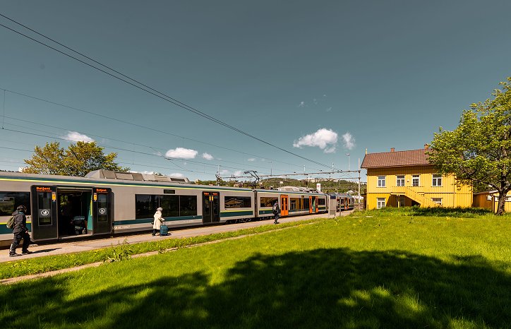 Grorud stasjon. Foto: Terje Borud. Grorud stasjon. Foto: Terje Borud.