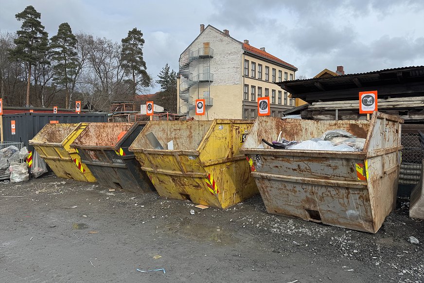 Miljøbilde avfall på byggeplass Miljøbilde avfall på byggeplass