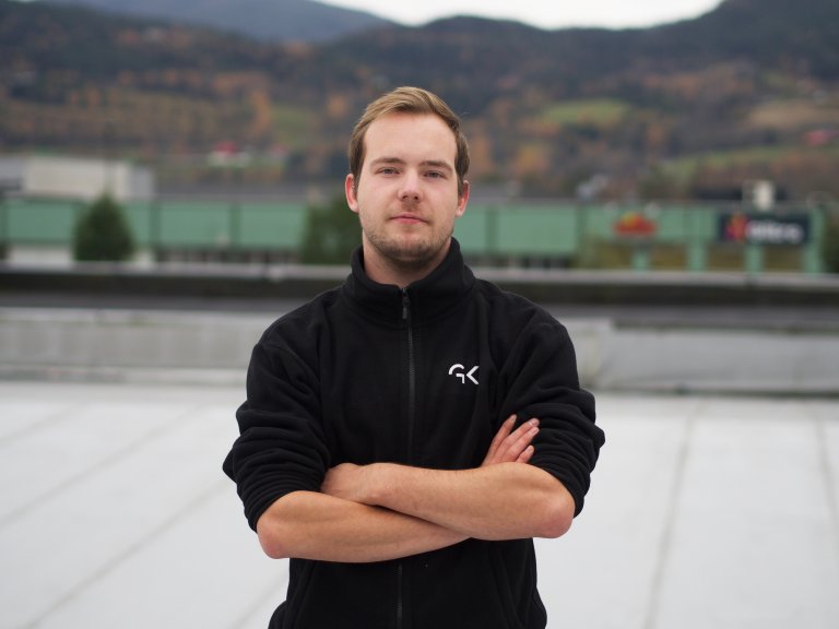 Bilde av kuldetekniker Marcus Odden.